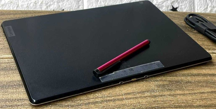 Планшет Lenovo Tab M10 3/32 