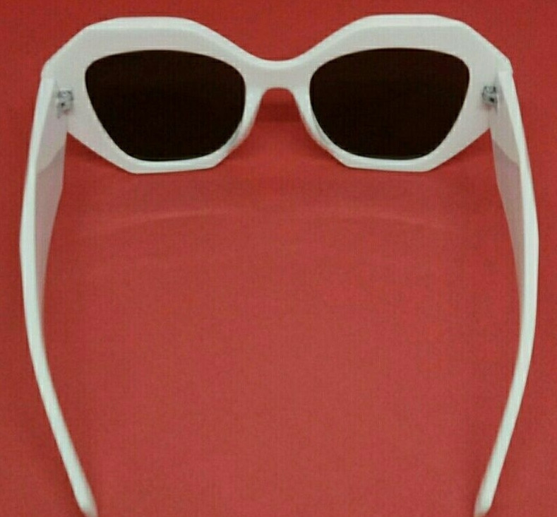 Білі жіночі брендові окуляри стильної форми. Київ - фото 4