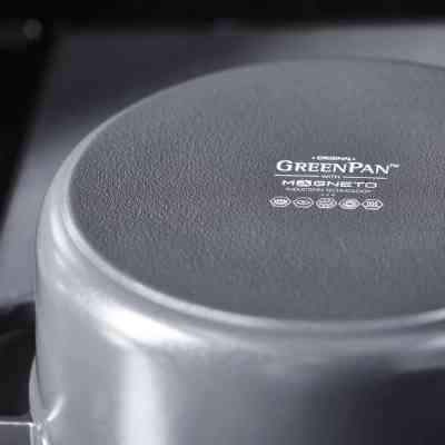 Кастрюля GreenPan Featherweights, 22 см, 3,3 л (CC005056-001) Винница