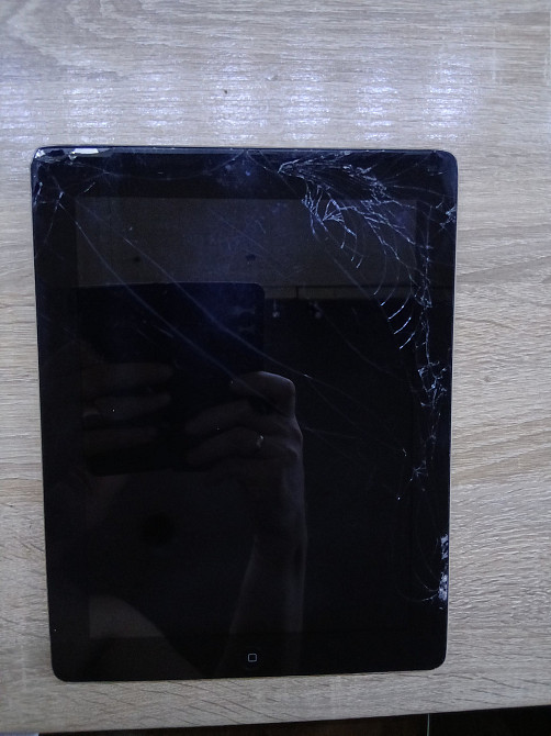 Б/У Планшет Apple iPad 2 A1395 16GB, 9.7
