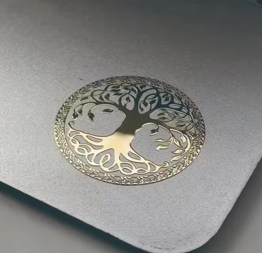 Металева наліпка “Дерево життя” – золота наклейка для телефону та ноутбука Київ - фото 4