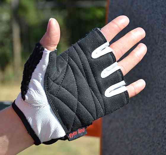 Рукавички для фітнесу Power System PS-2100 Basic EVO Black/Red Line M Кам'янське