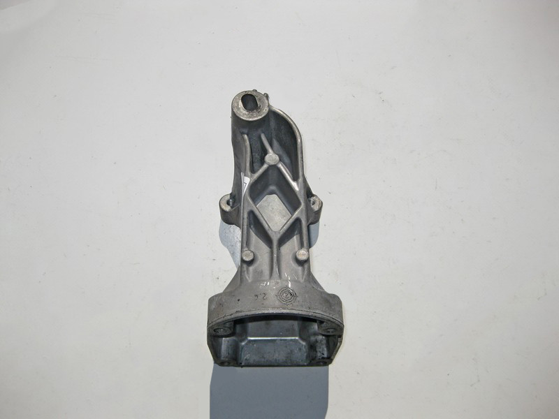 Mercedes-Benz  A6112230704 Кронштейн опори двигуна лівий OM646 R4 2.2 cdi E-Class W211 C-Class W203 Одесса - изображение 4