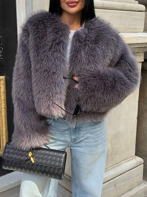 Женская укороченная оверсайз шуба без воротника искусственный мех Одесса - изображение 1