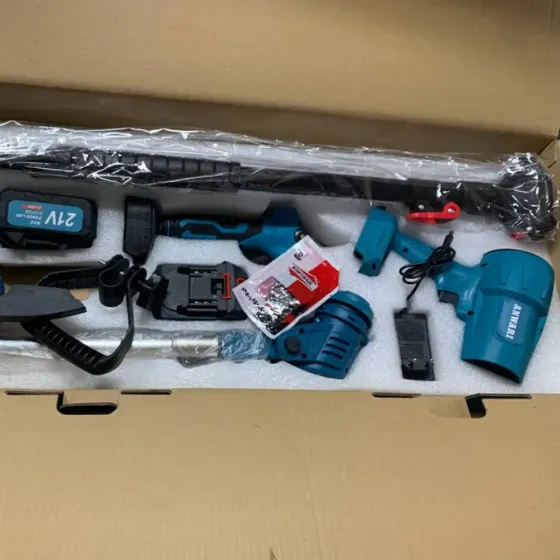 Набор аккумуляторных инструментов для сада 4в1 Коломия