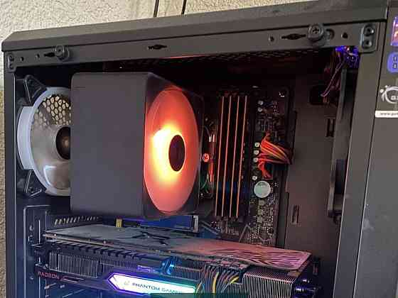 Игровой Компьютер 
Процессор Ryzen r5 5600 
32 go ОЗУ Киев