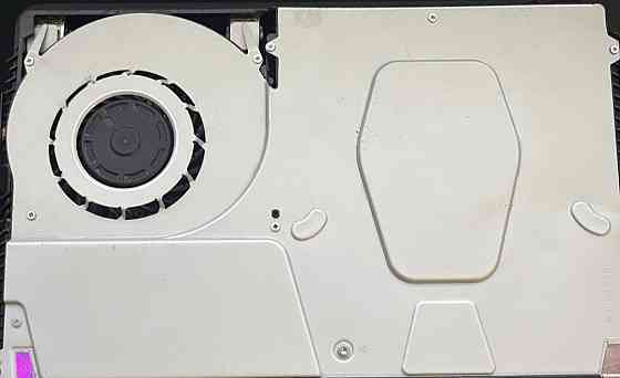 Приставка: SONY PlayStation 4 Station SLIM 1Tb. Киев