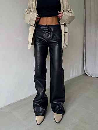 Жіночі шкіряні штани на шнурівці Одеса