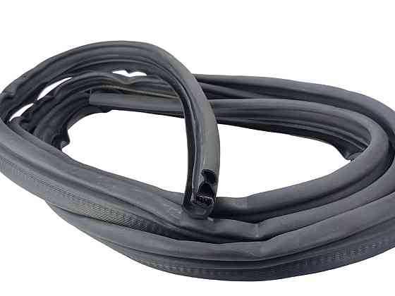 Уплотнитель 2123 передней (3700 мм) двери Мукачево