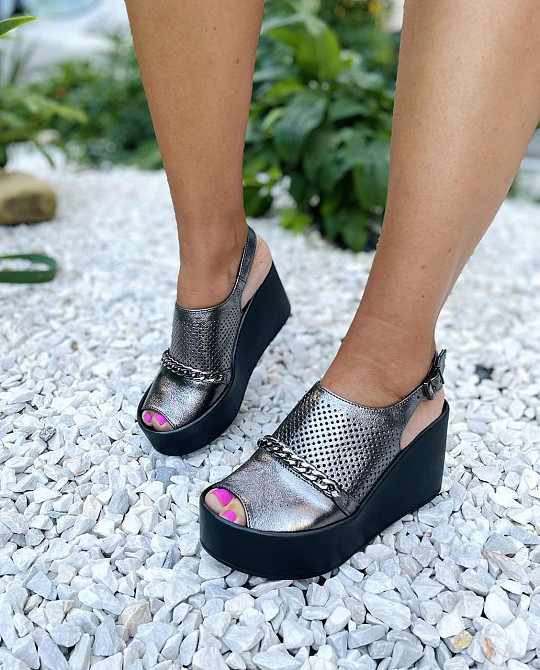 VIKTTORIO Босоніжки жіночі срібло шкіряні VIKTTORIO Амура літні відкриті / Босоніжки на танкетц Коломия - фото 1