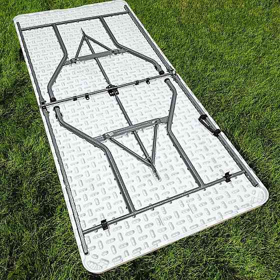 Складаний стіл для дому та відпочинку Київ