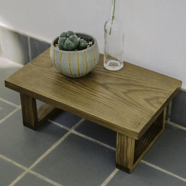 Столик для медитации 