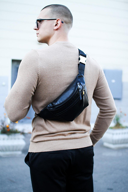 Чоловіча сумка-бананка на пояс з натуральної гладкої шкіри SKILL (Чорна) Суми - фото 1