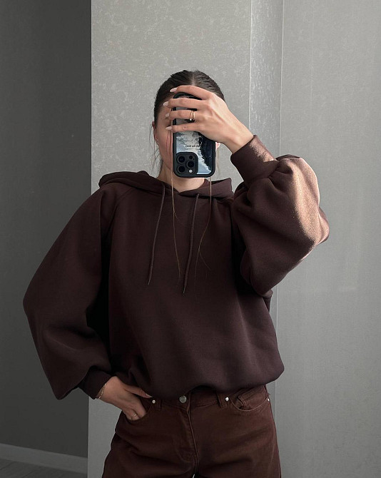 Жіноча базова тепла худіоверсайз тринитка на флісі Шоколад Одеса - фото 2