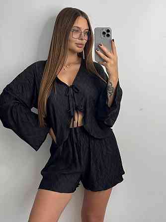 Жіночий комплект зі стрейч-плісе: кофточка та шорти Чорний M-L Харків