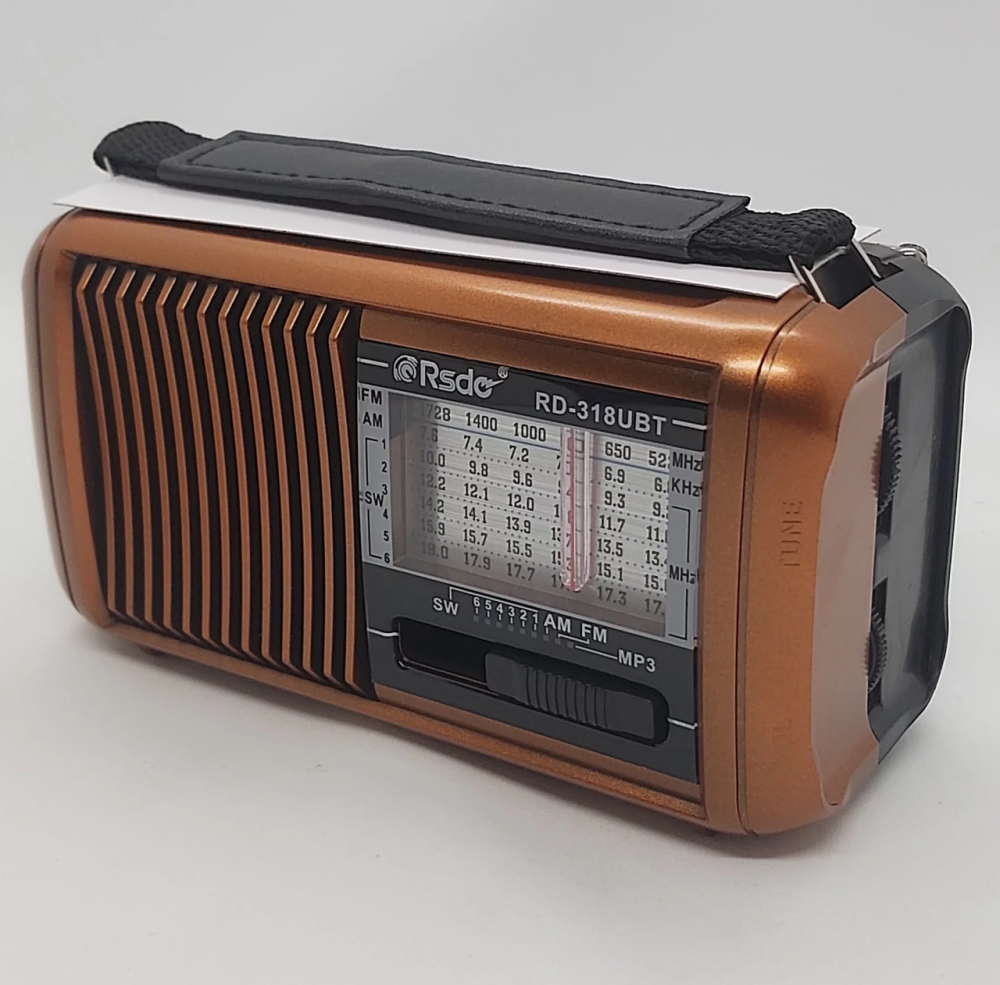 Радиоприемник на солнечной батарее RD 318UBT с фонариком Киев - изображение 1