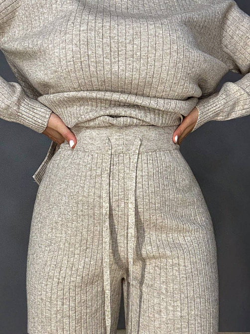 Костюм женский Accorddream 8703-28108 свитер с брюками в рубчик вязаный оверсайз, бежевый, one size Киев - изображение 12