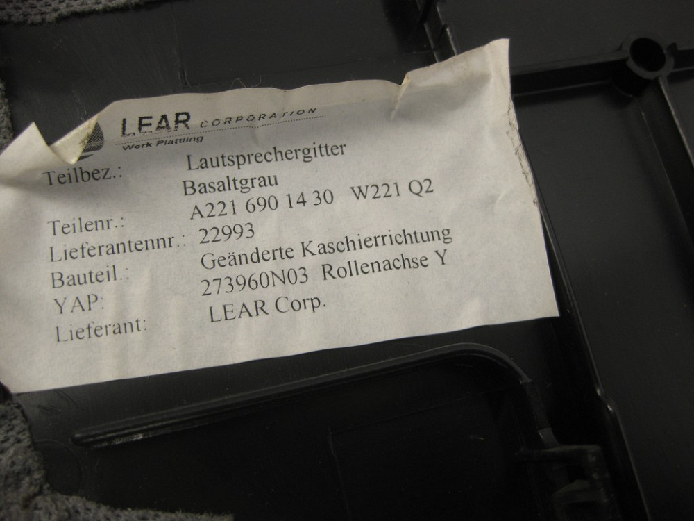 Mercedes-Benz  A2216901430 7J55 Накладка динаміка в задній полиці сіра Одеса - фото 10