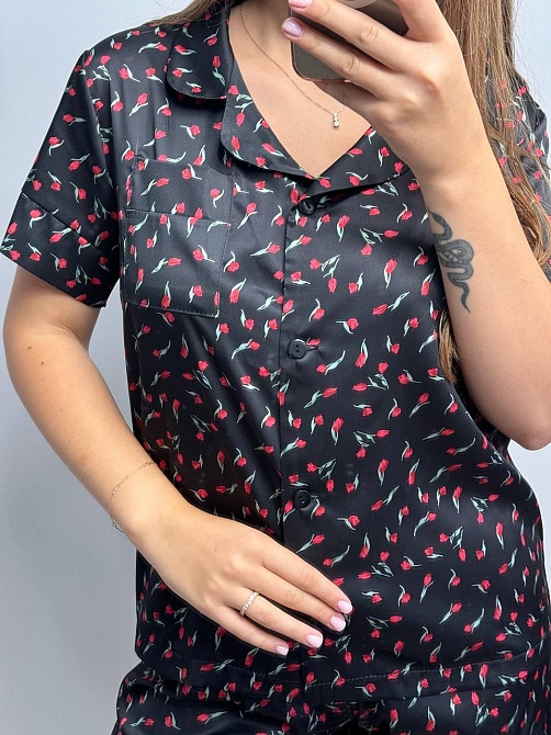 Жіноча сатінова піжама Чорний з тюльпаном XL-2XL Харків - фото 1