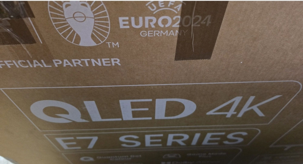 Великий QLED телевізор HISENSE 55E77KQ Харьков - изображение 2