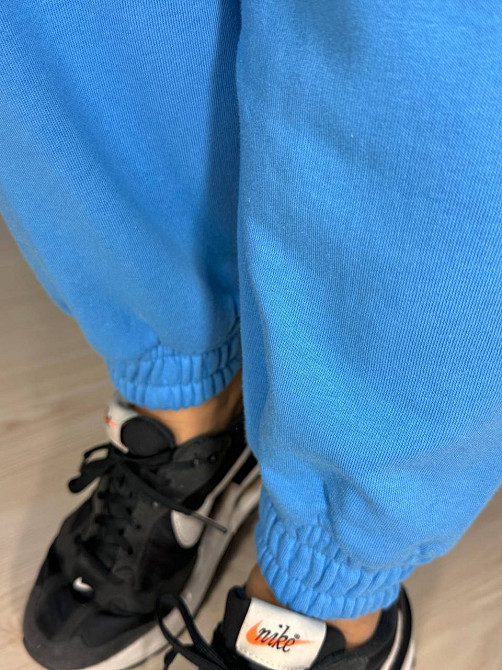 Костюм женский Quzen 470-471 свитшот и джогеры на резинке оверсайз, голубой, S/M Киев - изображение 19