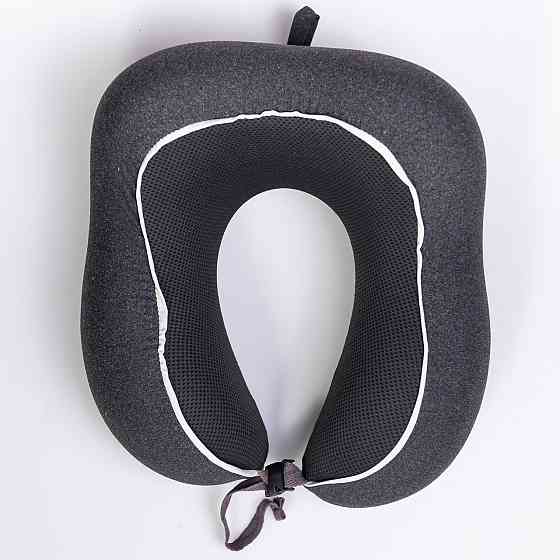 Yiwu Подушка для шиї Camelback U-подібна темно-сіра HP-56-20B Коломыя