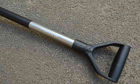 Лопата Совкова Fiskars Ergonomic (132400/1001579) Нововолинськ