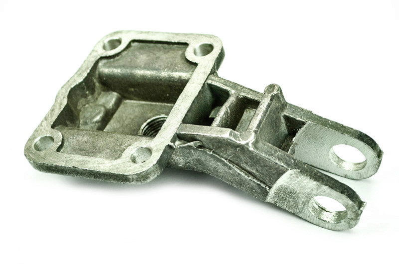 Кронштейн раздатки 2121, 21213, 21214 (большой) рычага Мукачево - изображение 1