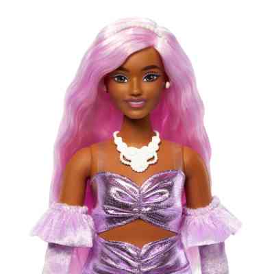 Лялька Barbie Deluxe style Barbiecore Модниця у сукні металік (HYV25) Вінниця