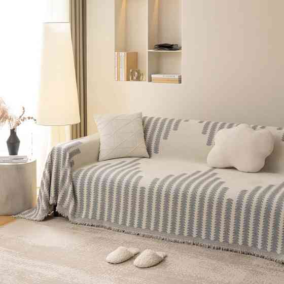 Плед покрывало для дивана и кровати,чехол накидка для мягкой мебели 180х230 см,бело-серый с узором Каменец-Подольский