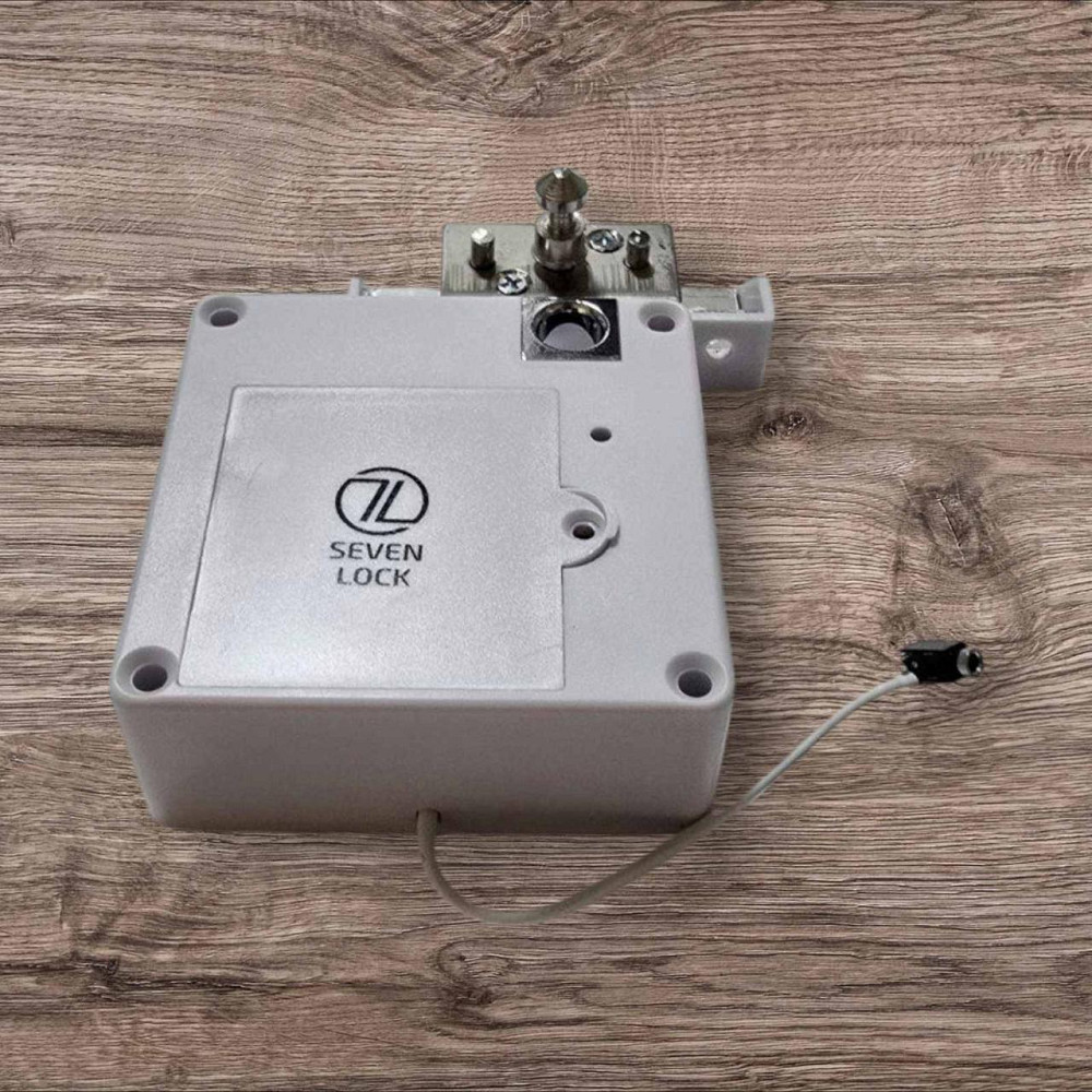 Меблевий RFID замок SEVEN LOCK SL-7733B Bluetooth white Київ - фото 9