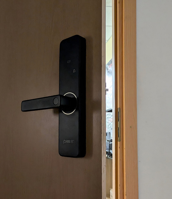 PES Mini черный универсальный смарт-замок Киев - изображение 8
