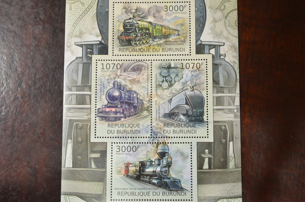 Бурунди. Марки. Блок. (А-39) Полтава - изображение 1