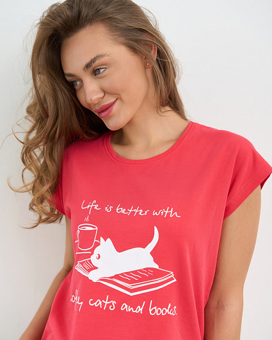 Женская пижама комплект с шортиками в клетку - Кофе, котики и книги Nicoletta 60244 S, Красный Киев - изображение 7