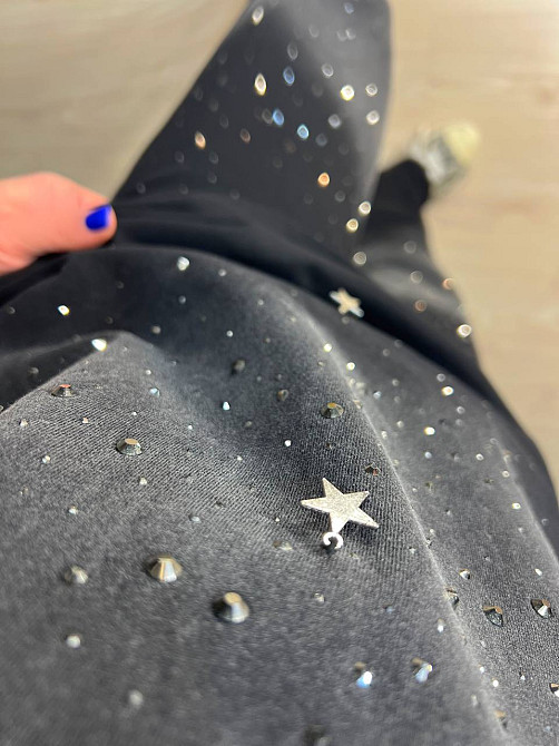 Костюм женский YUJIE YISHANG 7219 вареный тай дай футболка с брюками в камнях черный, черный, L Киев - изображение 6