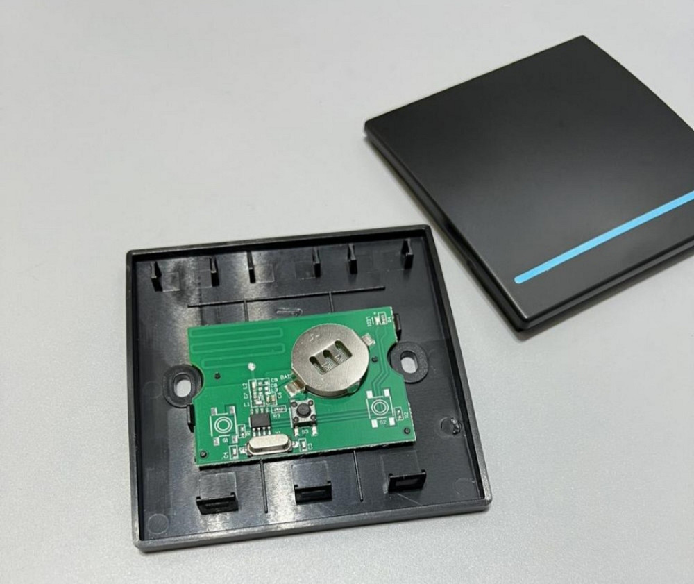 Беспроводной настенный выключатель света Smart RF433MHz с реле 220В 10А, одноклавишный, на батарейке CR2032, черный Киев - изображение 5
