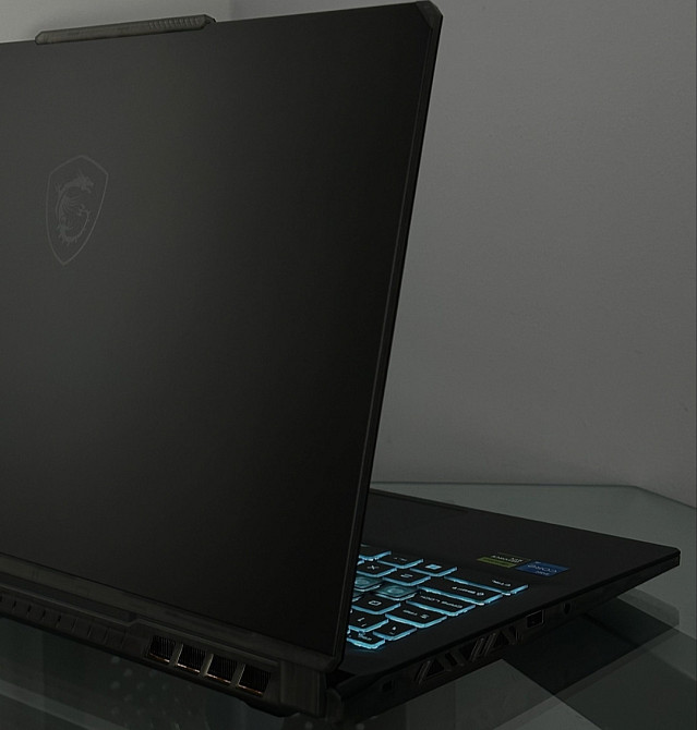 Ноутбук ігровий MSI Cyborg 15 i5-13420H/16GB/512 RTX4050 144Hz Київ - фото 3