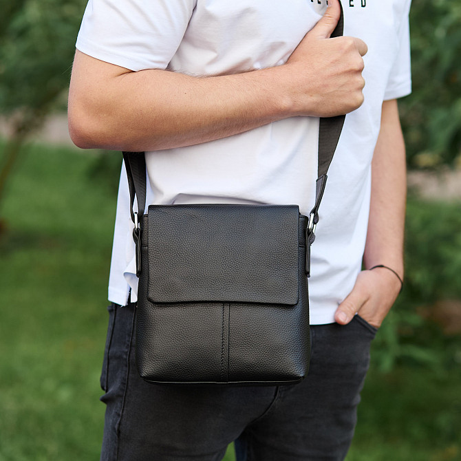 Кожаная мужская сумка-месенджер через плечо черная Tiding Bag 48450 Каменское - изображение 4