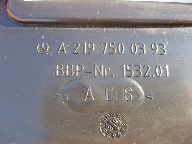 Mercedes-Benz  A2197500393 7C45 Внутрішня нижня накладка кришки багажника під кнопку автозакриття CLS C219 Одеса - фото 3