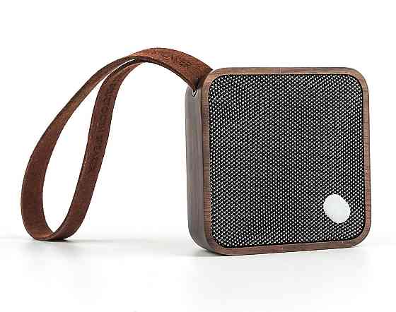 Блутуз-колонка "MI SQUARE" 3 Ватта, дерево горіх Рівне
