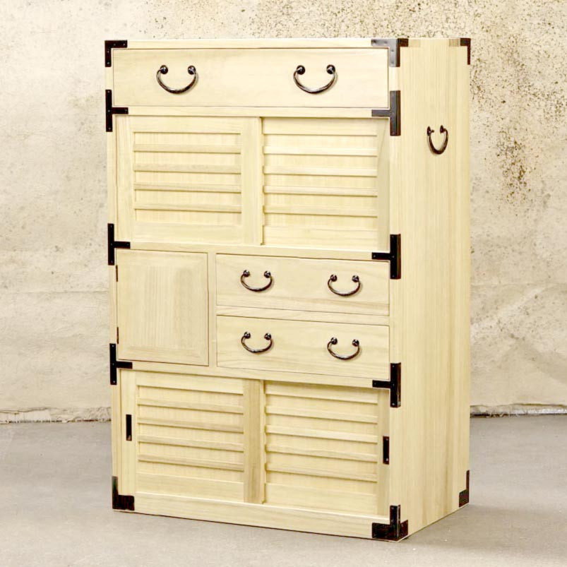 Комод тансу 