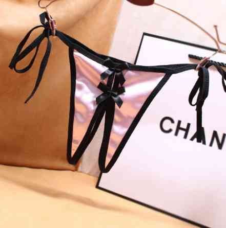 Труси з розрізом шовкові жіночі, рожеві - розмір універсальний, збоку зав'язуються Київ