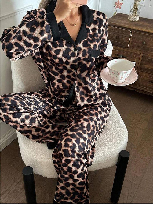 Женская леопардовая пижама двойка: рубашка и штаны софт шелк Одесса - изображение 3