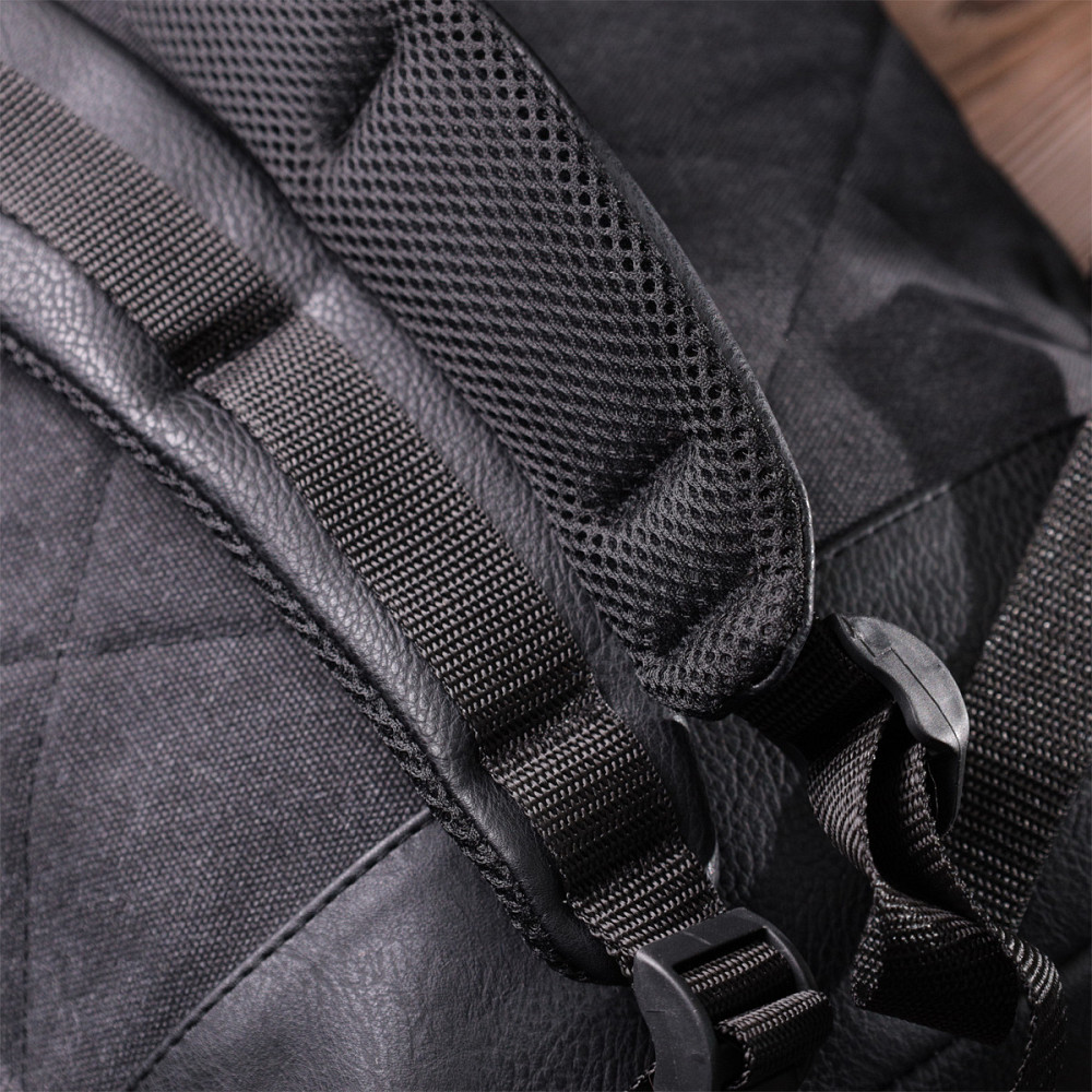 Добротный рюкзак для ноутбука из вставками эко-кожи FABRA 22583 Черный Киев - изображение 3