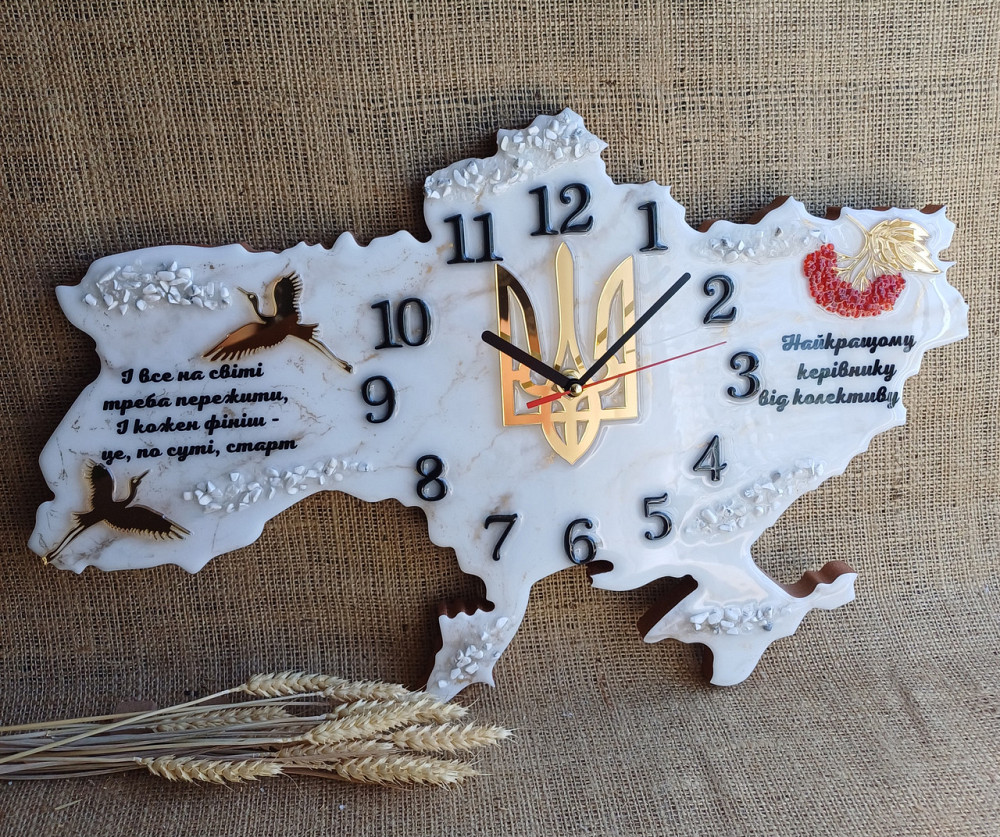 Годинник настінний 50 х 32 см з епоксидної смоли ручної роботи "Карта України" Дніпро - фото 7