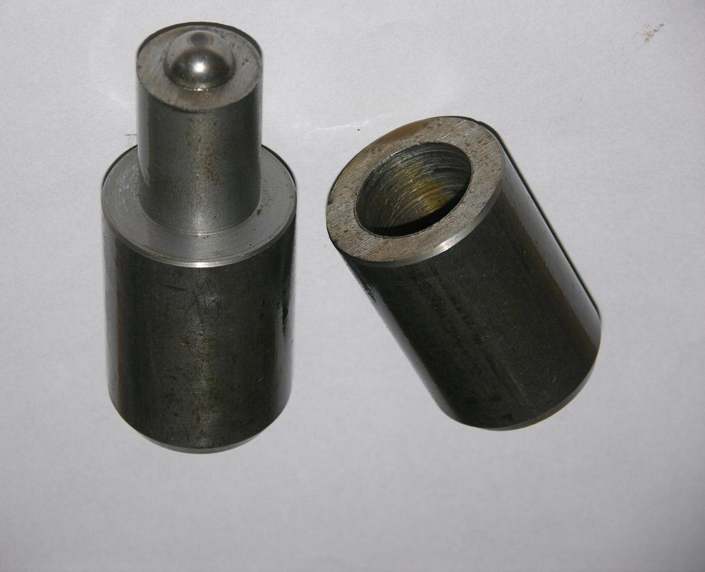 Завіса точена із завальцованою кулькою Київ - фото 1