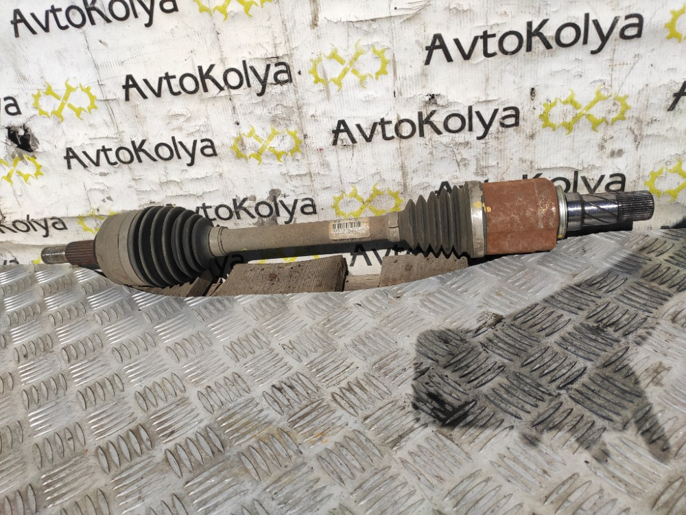 Піввісь ліва Renault Scenic III 1.6 dci 2009-2016 (8200725512) Ковель - фото 1