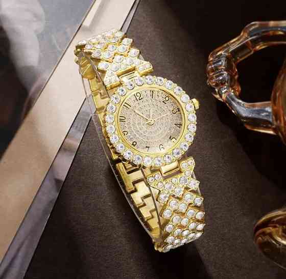 Подарочный набор для женщин: наручные часы, браслет, кольцо, ожерелье и серьги, без подарочной коробки золотой Киев