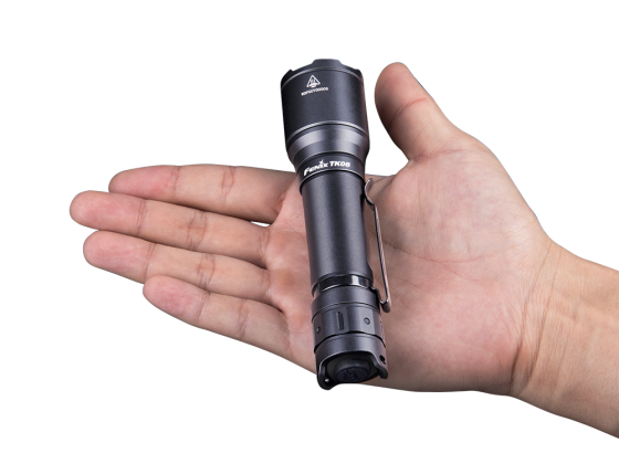 Фонарь ручной Fenix TK06 Киев