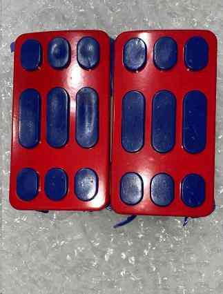 Гумки підніжок водія Delta (сині, метал-червоний) EVO Київ